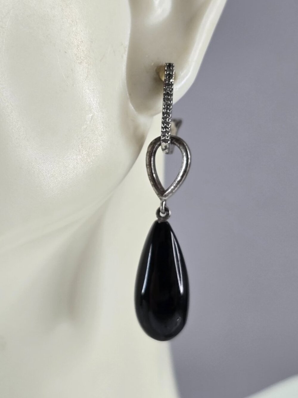 Womens Vintage Estate Sterling Silver Modernist Onyx ? Earrings 4.4g E6683